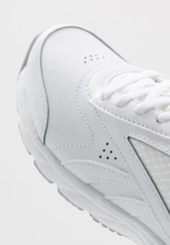 Reebok Work N CushionScarpe Da CamminataWhite/Cold Grey Donna Scarpe Da Montagna E Trekking RE541A0U7-A11 11 Reebok Work N CushionScarpe Da CamminataWhite/Cold Grey Donna Scarpe Da Montagna E Trekking RE541A0U7-A11 -Vendite Mammut 2f07e4af6aa34d98a45c237a41f16f66