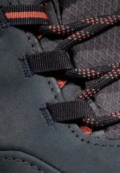 Mammut NovaScarpa Da HikingBlack/Apricot Donna Scarpe Da Montagna E Trekking M7341A02V-Q11 -Vendite Mammut 2f3de81b0c854305a1f71565a6649d03