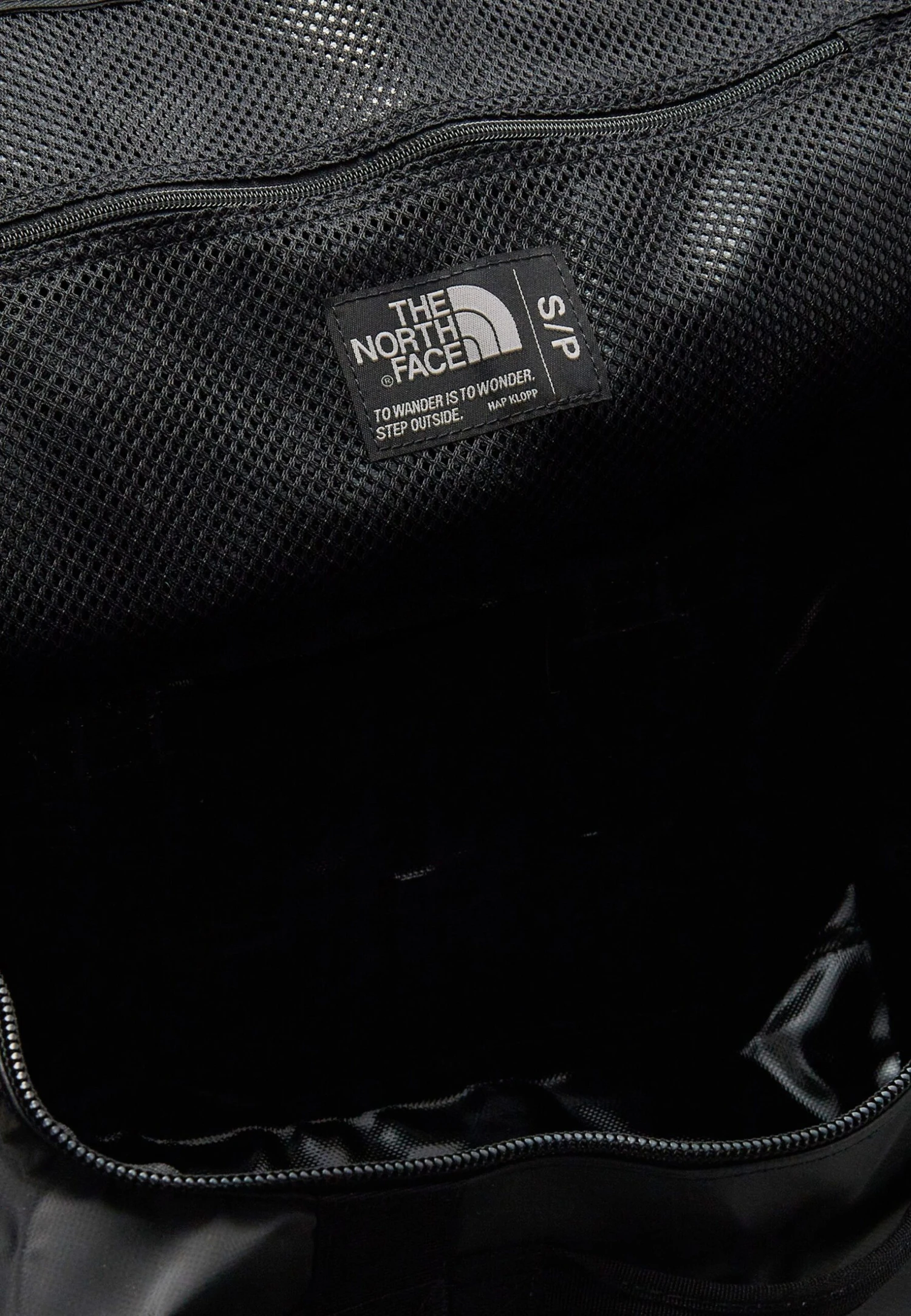 The North Face Base Camp Duffel S UnisexValigiaBlack/White Donna Zaini E Borse TH344E091-Q11 3 The North Face Base Camp Duffel S UnisexValigiaBlack/White Donna Zaini E Borse TH344E091-Q11 - immagine 3