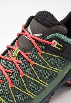 SALEWA Mtn Trainer Lite GtxScarpa Da HikingFeld Green/Fluo Coral Donna Scarpe Da Montagna E Trekking S2041A01P-M11 -Vendite Mammut 8a62452179f74ca5b29f8cd4f475bdae