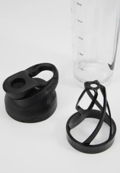 Nike Performance Hypercharge Shaker BottleBorracciaClear/Black Donna Attrezzatura N1244E0RU-A11 -Vendite Mammut 9212a3f60cd043699ed23e5bb9140a4a