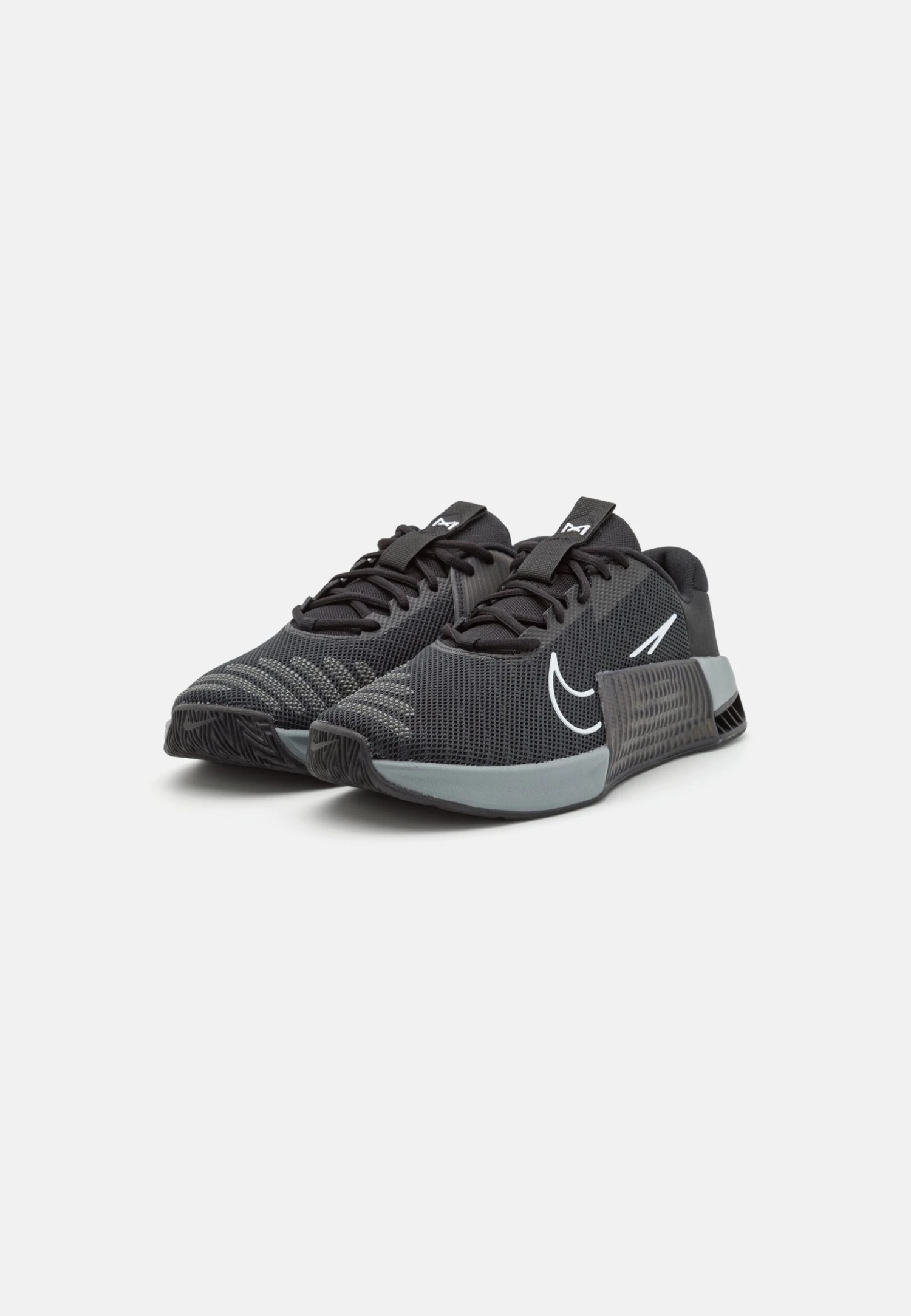 Nike Performance Metcon 9 UnisexScarpe Da AllenamentoBlack/White/Anthracite/Smoke Grey Donna Scarpe N1244A0HV-Q11 2 Nike Performance Metcon 9 UnisexScarpe Da AllenamentoBlack/White/Anthracite/Smoke Grey Donna Scarpe N1244A0HV-Q11 - immagine 2