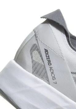 ADIDAS PERFORMANCE Adizero Adios Scarpe Running NeutreFtwr White Core Black Grey Three Donna Scarpe AD541A22Y-A11 -Vendite Mammut 9a9f8285264b4e519cc81365200f539f