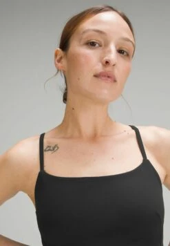 Lululemon Wunder Train StrappyTopBlack Donna Abbigliamento LLS41D01D-Q11 -Vendite Mammut 9e6dd4a678c146408b9918ef7294c5b4