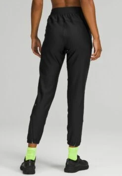 Lululemon Adapted State Hr Jogger TfPantaloni SportiviBlack Donna Abbigliamento LLS41E030-Q11 -Vendite Mammut cb213f817f8c4dafa34fe2a70e588944